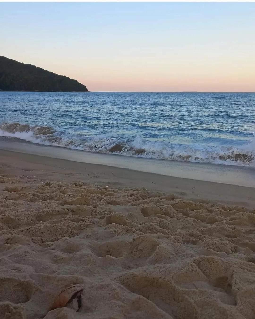 Apartamento Chale Borasol Martim De Sa Piscina 600Mts Da Praia Caraguatatuba Exterior foto